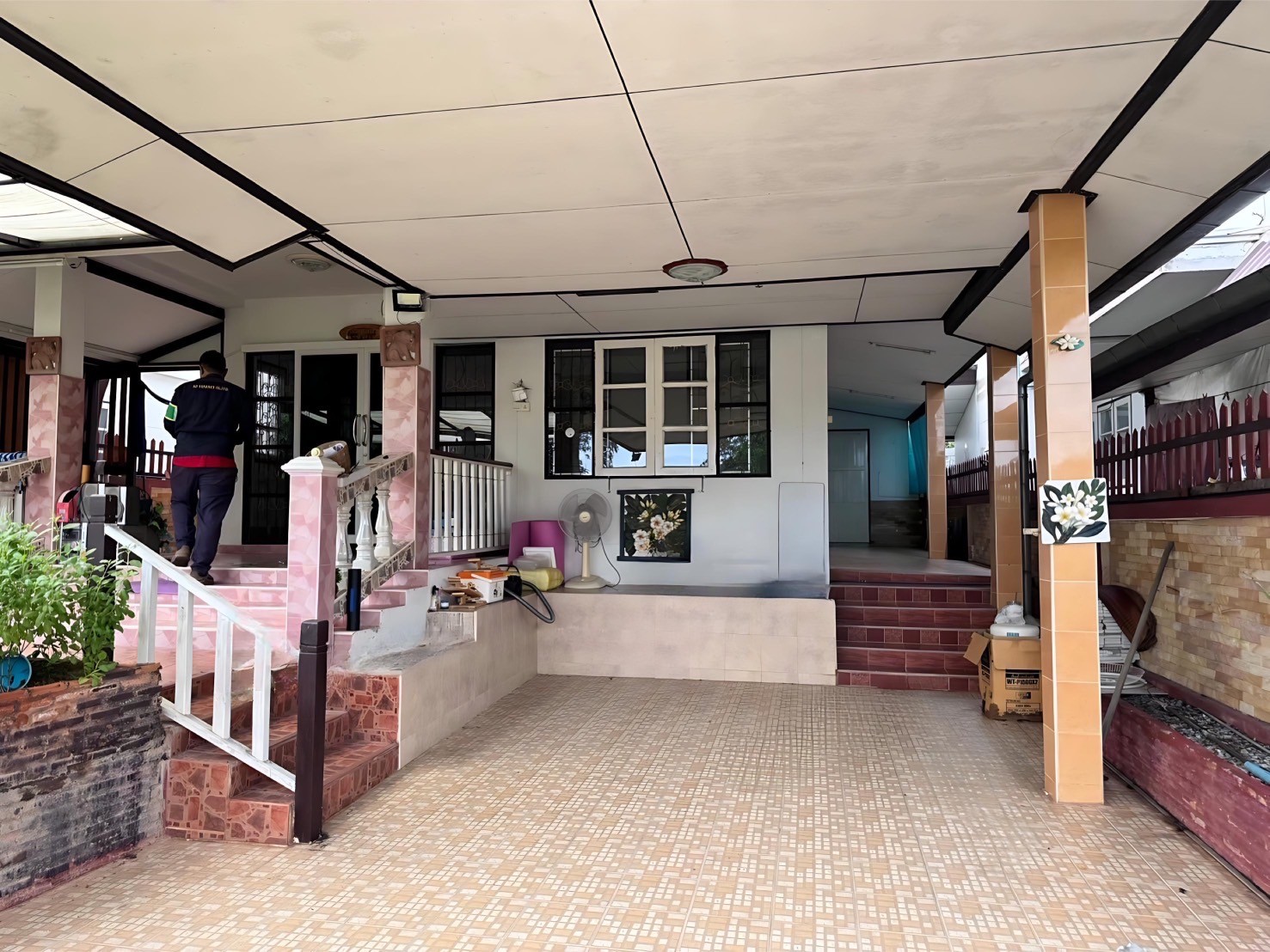 LINE ALBUM 23567 ๒๔๐๕๒๓ 3