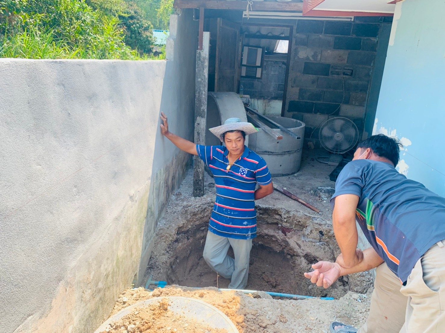 แผ่นดินทอง 19022564 ๒๑๐๒๑๙ 8